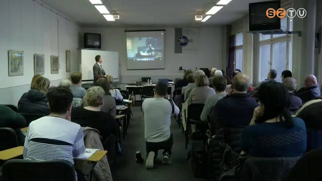 A k�zoktat�s v�ls�g�r�l szervez orsz�gos vitaf�rum-sorozatot a Pedag�gusok Szakszervezete