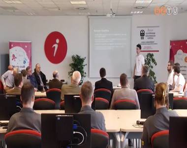 Elektronikai konstrukci�s verseny az iQor-ban