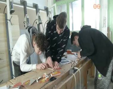 Gyufa�p�t� verseny a Hefel�ben