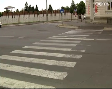 Újabb útburkolat-festési munkák kezdődnek a SZOVA Zrt-nél Újabb útburkolat-festési munkák kezdődnek a SZOVA Zrt-nél