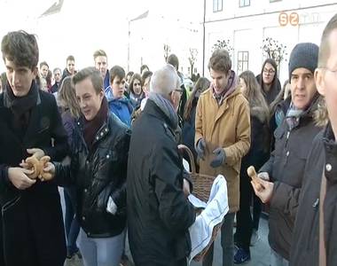 Osztr�k katolikus gimnazist�k zar�ndokoltak Szombathelyre