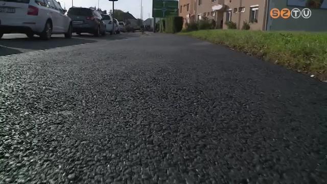Megújult a járda egy szakasza a Hunyadi úton Megújult a járda egy szakasza a Hunyadi úton