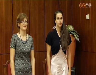 Ketten tettek állampolgársági esküt a Városházán Ketten tettek állampolgársági esküt a Városházán