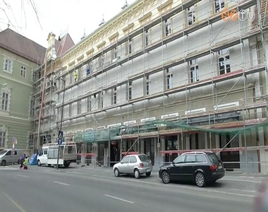 J�l halad a korm�nyhivatal �p�let�nek fel�j�t�sa