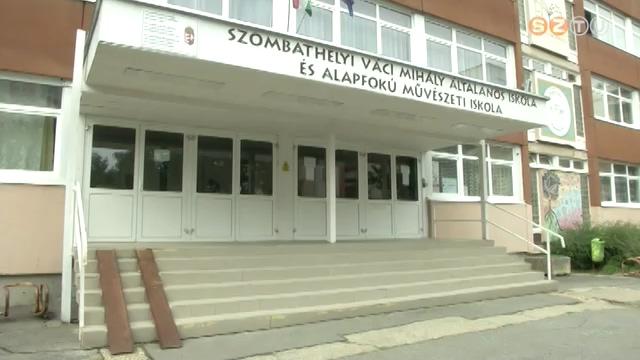 Szeptembertől iskolaőrök felügyelik a rendet Szeptembertől iskolaőrök felügyelik a rendet