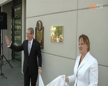 T�bla �r�k�ti meg, hogy az Iseum lett az �v m�zeuma