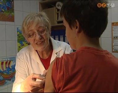 Három fertőző betegség ellen kapnak oltást a napokban a 11 éves gyerekek
