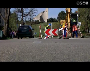 Útjavítási munkát végeztek a Gagarin utcában a Vasivíz Zrt. munkatársai Útjavítási munkát végeztek a Gagarin utcában a Vasivíz Zrt. munkatársai