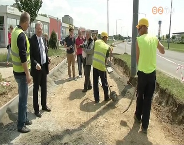 �j ker�kp�r�t szakasz �p�l a K�rmendi �ton