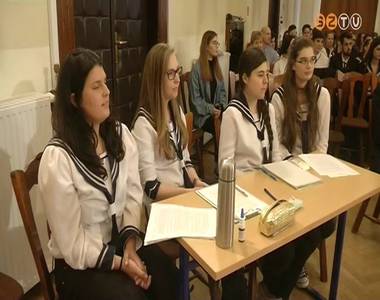 Tud�s tan�rok �s h�res di�kok