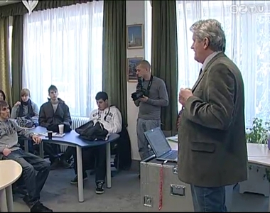 Végzős diákoknak tartottak munkaügyi tájékoztatót