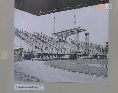 Stadiont�rt�neti ki�ll�t�s a k�nyvt�rban