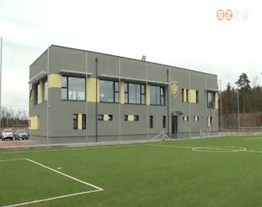 �j �p�letet �s p�ly�kat adtak �t a Kir�ly Sportl�tes�tm�nyben