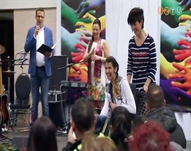 Divatbemutat� kicsit m�sk�pp