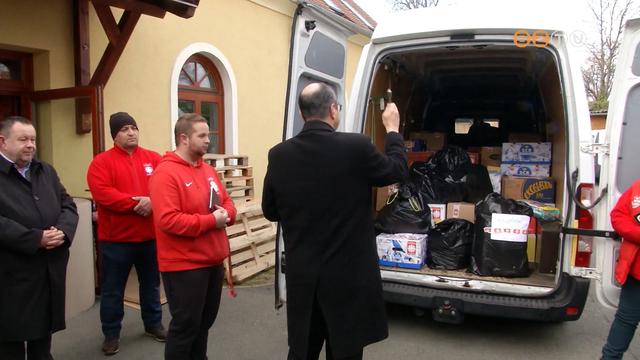11 tonna adományt indított útnak hétfőn este a Szombathelyi Egyházmegyei Karitász Kárpátaljára 11 tonna adományt indított útnak hétfőn este a Szombathelyi Egyházmegyei Karitász Kárpátaljára