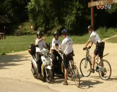 Rend�ri �s polg�r�ri felh�v�sok a Parkerd�ben