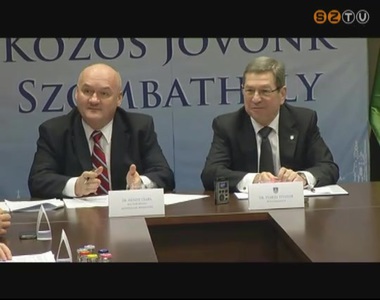 Megkezd�dtek a t�rgyal�sok a v�ros ad�ss�g�nak �tv�llal�s�r�l