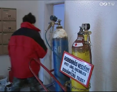 Összesen 54 lakó éjszakázott a Szűrcsapó u. 24. fűtés nélkül maradt lakásaiban Összesen 54 lakó éjszakázott a Szűrcsapó u. 24. fűtés nélkül maradt lakásaiban