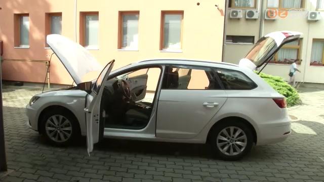 Esélyautót kapott a FÉHE Esélyautót kapott a FÉHE