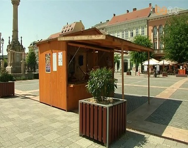 Megnyílt a karneváli információs pavilon a Főtéren Megnyílt a karneváli információs pavilon a Főtéren