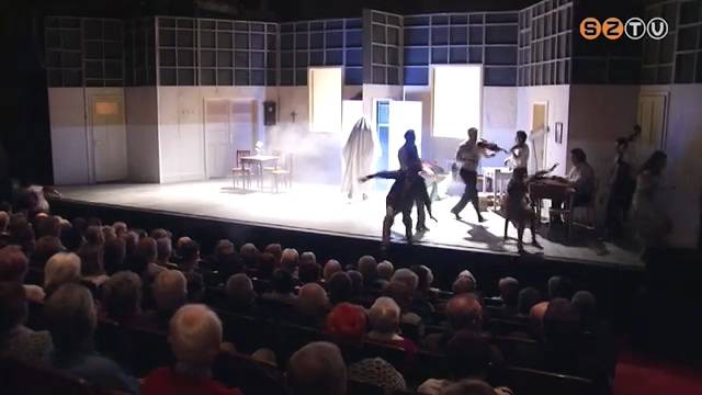 Színházlátogatás az Aktív időskor programban Színházlátogatás az Aktív időskor programban