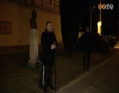 Wass Albertre eml�keztek sz�let�s�nek �vfordul�j�n