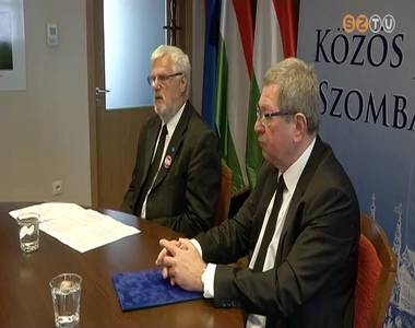 Kariatida �szt�nd�j