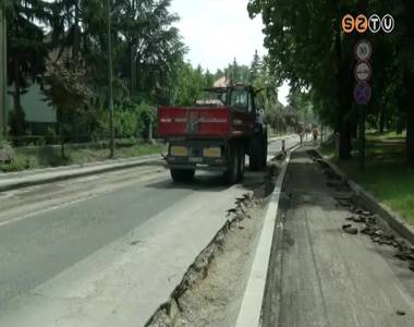 Felújítás miatt lezárták a Jókai utcát Felújítás miatt lezárták a Jókai utcát