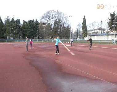 D�l-afrik�ban edz�t�boroznak a Dob� SE atl�t�i