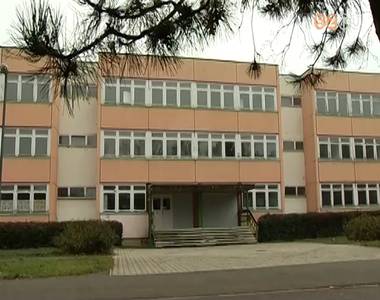 Horv�t Oktat�si K�zpont