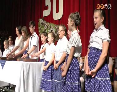 30 �ves az Oladi-iskola