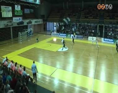Szenz�ci�s futsal m�rk�z�s