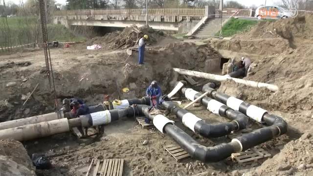 Újra van melegvíz és fűtés a Dekovits- és az oladi lakótelepen Újra van melegvíz és fűtés a Dekovits- és az oladi lakótelepen