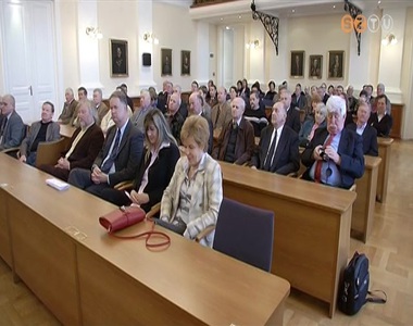 Jubil�l a falugazd�sz h�l�zat