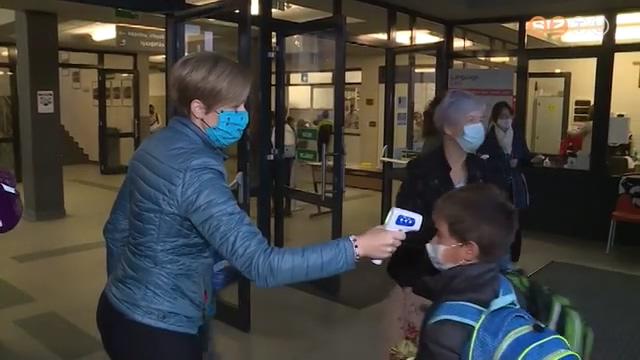A járványhelyzet miatt kötelező a lázmérés az iskolákban A járványhelyzet miatt kötelező a lázmérés az iskolákban