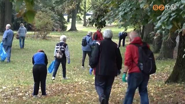 A szépítő egyesület és civilek rakták rendbe a Szent István parkot A szépítő egyesület és civilek rakták rendbe a Szent István parkot