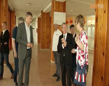 Bejárás a felújításra váró iskolában Bejárás a felújításra váró iskolában