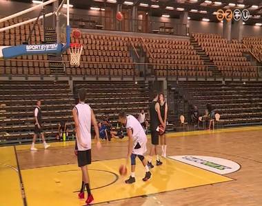 Megkezdte a felk�sz�l�st a 2018-2019-es szezonra a Falco-Vulcano Energia KC