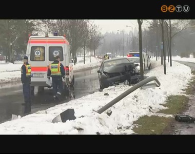 A csúszós, vizes út okozhatta a balesetet hétfőn reggel a Bartók Béla körúton A csúszós, vizes út okozhatta a balesetet hétfőn reggel a Bartók Béla körúton