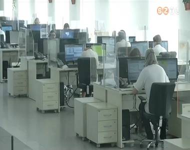 Bej�r�s a seg�lyh�v� k�zpontban