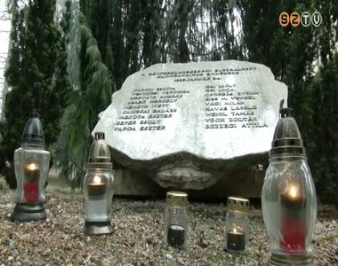 Eml�kez�s a deutschlandsbergi trag�di�ra