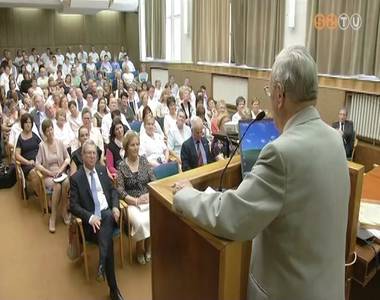 Tudom�nyos �l�s Sz�ll K�lm�n tisztelet�re