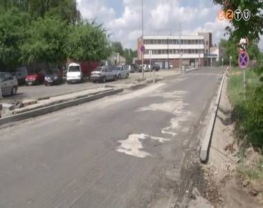 Megkezdődött a Vépi út felújítása Megkezdődött a Vépi út felújítása