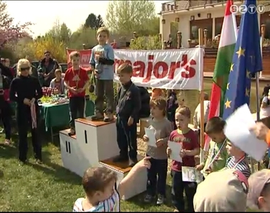 Cs�t�fut�s komment�r n�lk�l, v�gatlanul