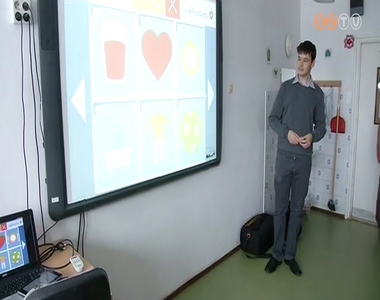 K�szs�gfejleszt� program