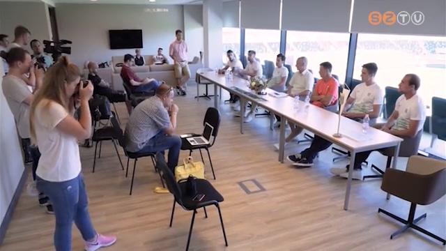 Újabb hat játékosával hosszabbított szerződést a Szombathelyi Haladás Újabb hat játékosával hosszabbított szerződést a Szombathelyi Haladás