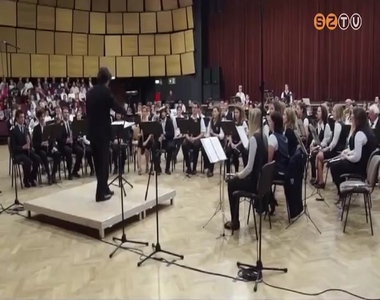 Az Ifj�s�gi F�v�szenekar jubileumi koncertje