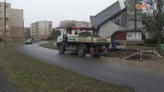 Cs�t�r�s az Oladi templomn�l