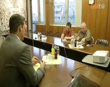 A k�zgy�l�st �rt�kelt�k a p�rtok