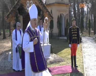 Az I. Vil�gh�bor�ban elhunyt h�seire eml�keztek a szombathelyi temet�ben